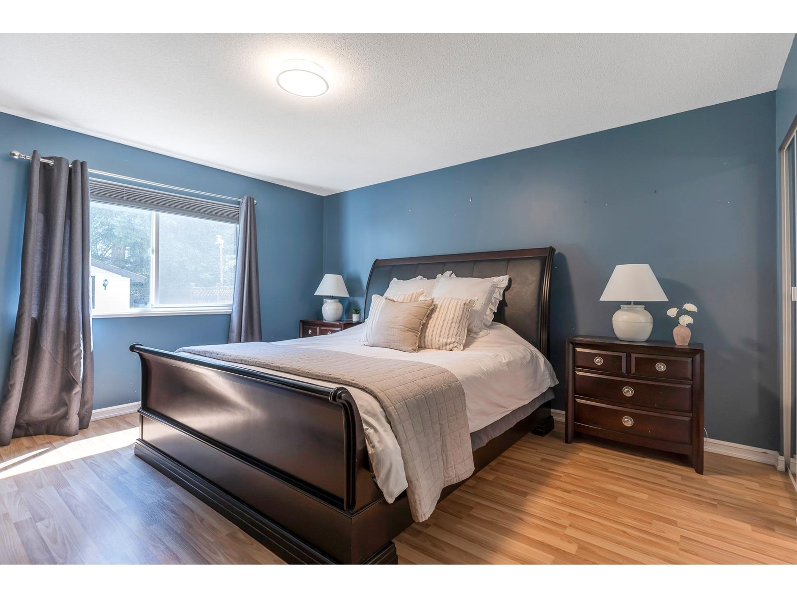 Photo 14 of 14422 Gladstone Drive, Surrey BC