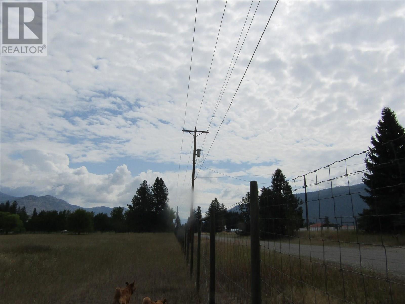 5925 Danish Road, Grand Forks