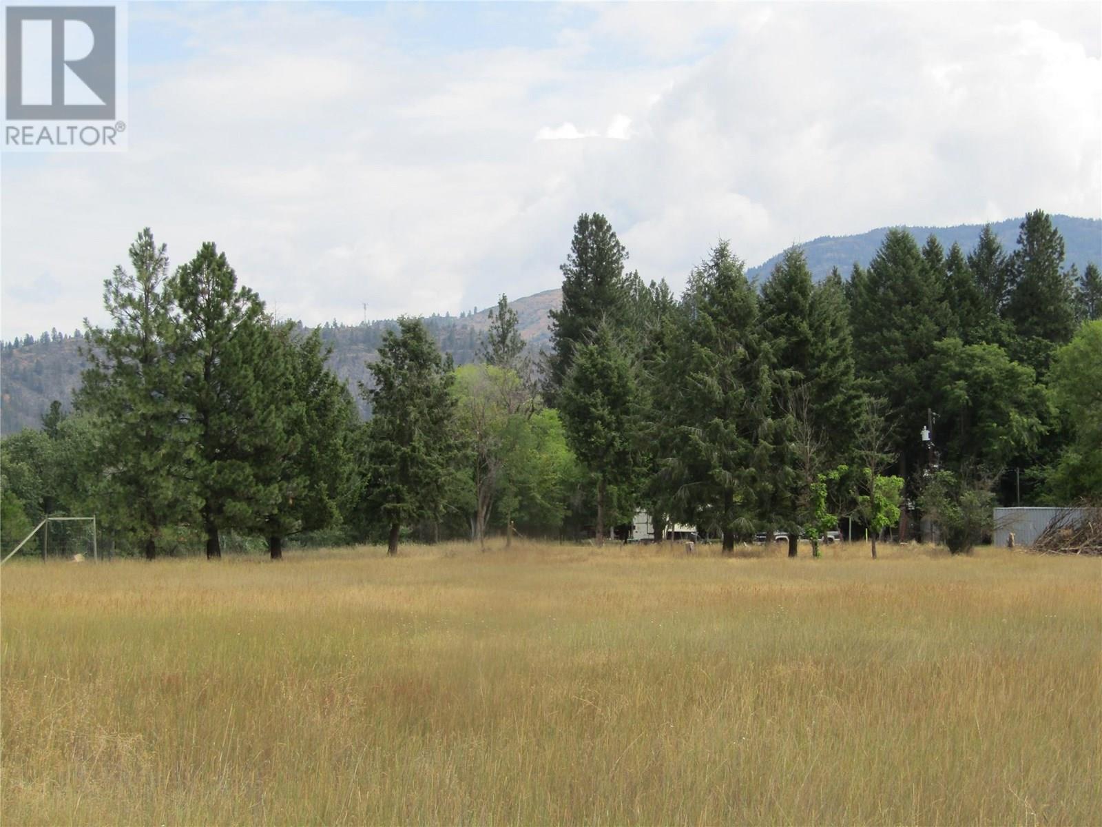 5925 Danish Road, Grand Forks