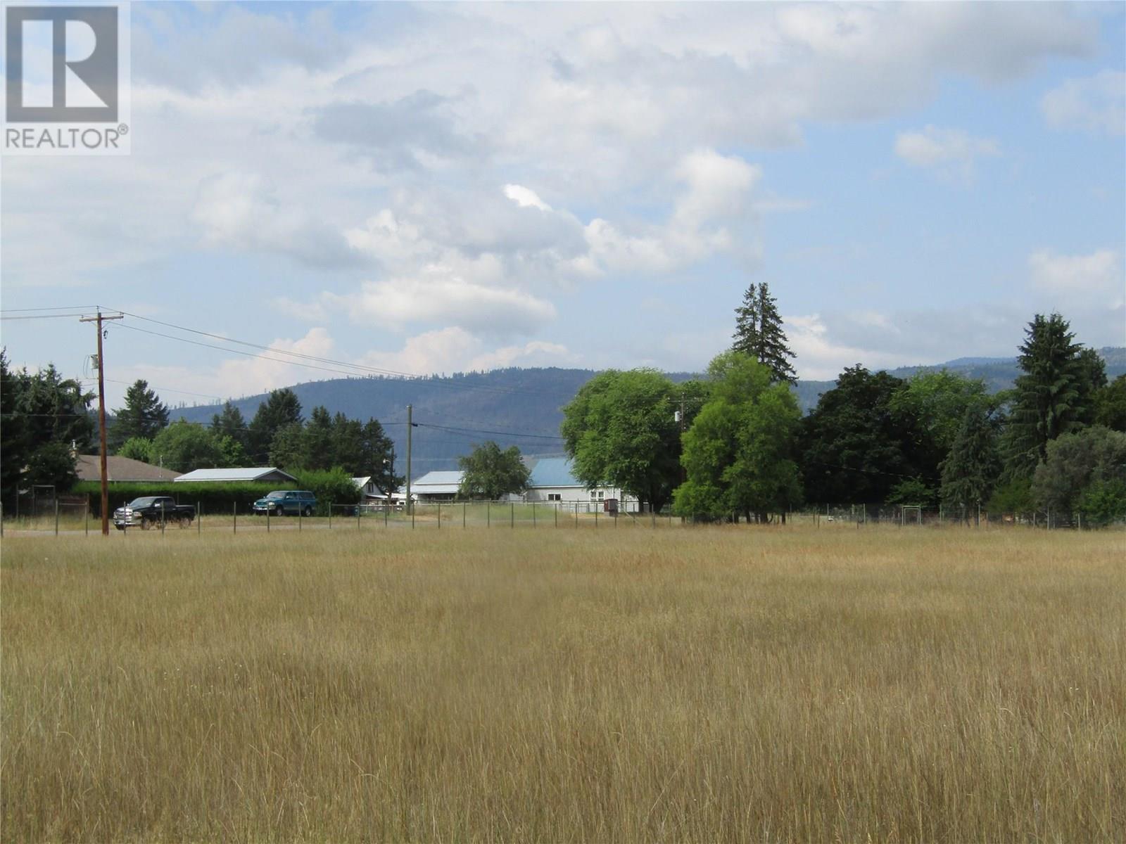 5925 Danish Road, Grand Forks