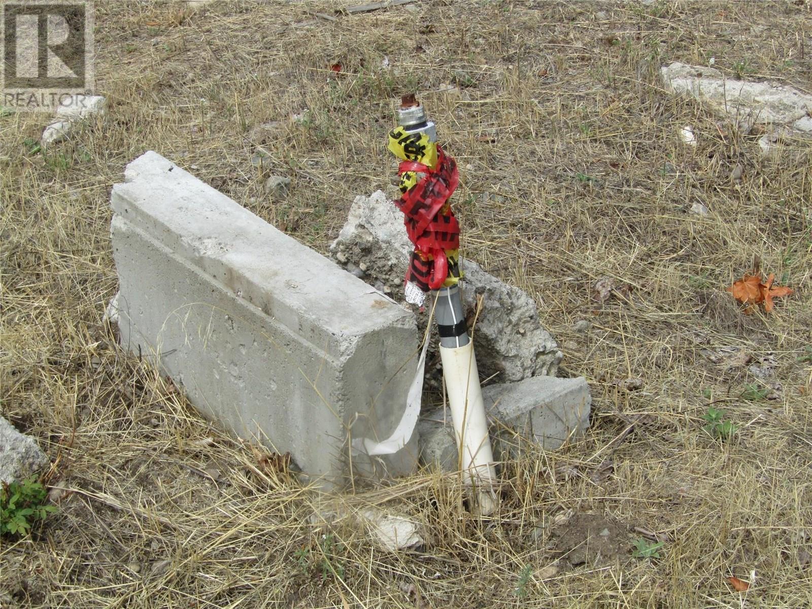 5925 Danish Road, Grand Forks