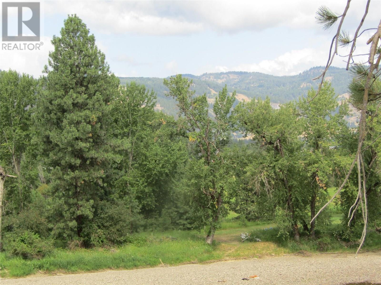 5925 Danish Road, Grand Forks