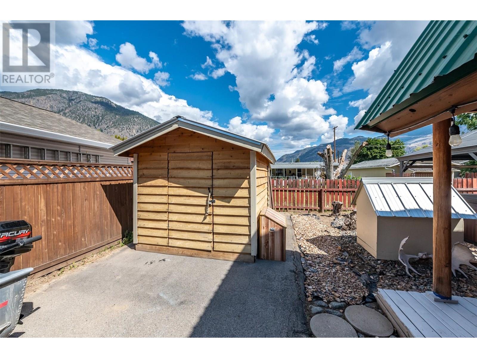 Photo 23 of 1230 Sykes Crescent, Keremeos BC