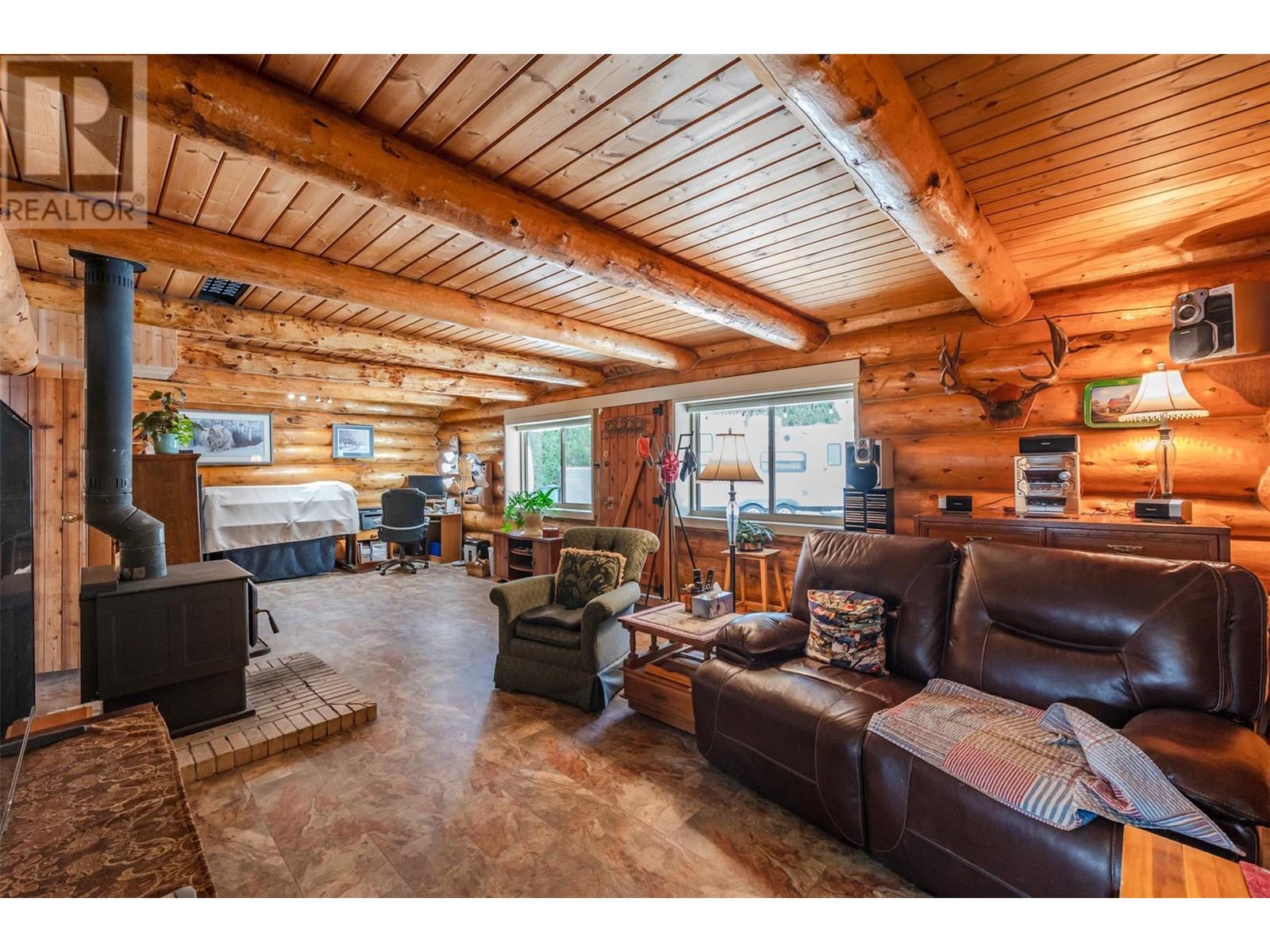 Photo 8 of 1230 Sykes Crescent, Keremeos BC