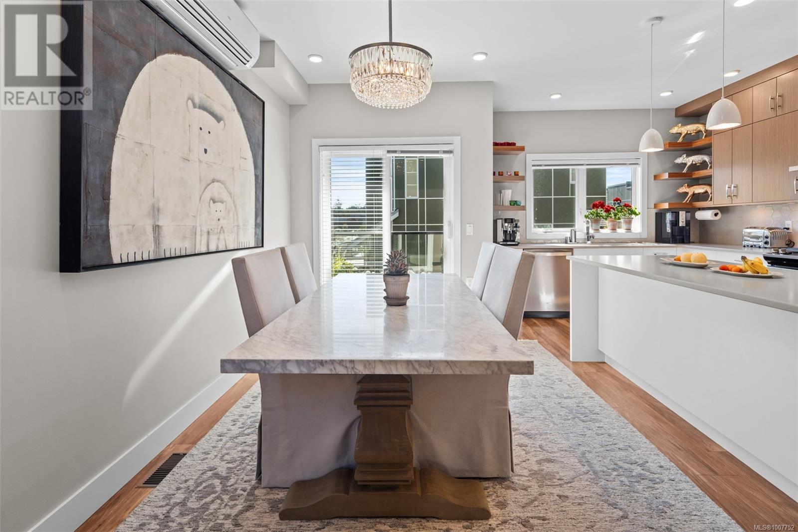 Single Family House for Sale in   Viewmont Ave The Reeve Saanich 