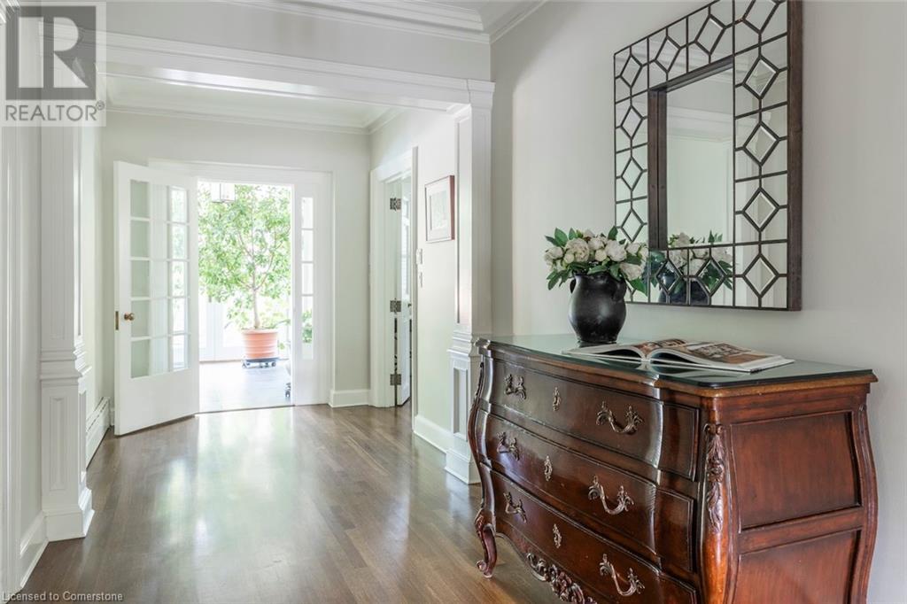 Photo 11 of 5 Mayfair Place, Hamilton ON