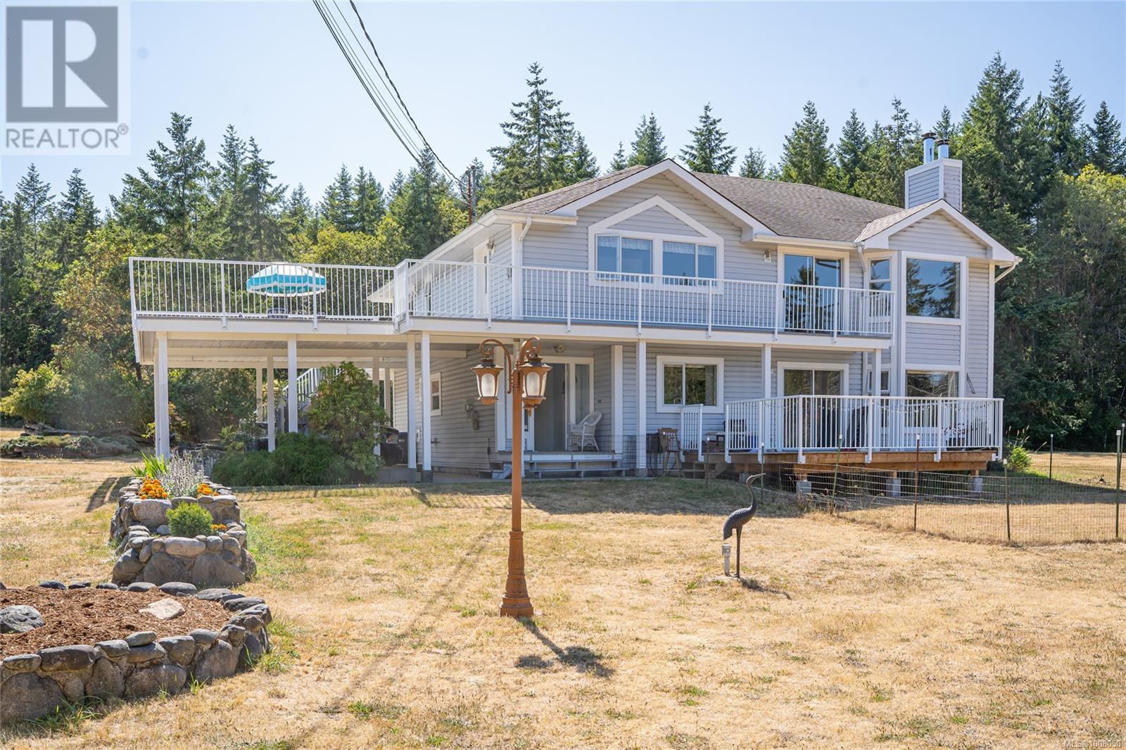 Photo 4 of 1980 Saddle Dr, Nanoose Bay BC