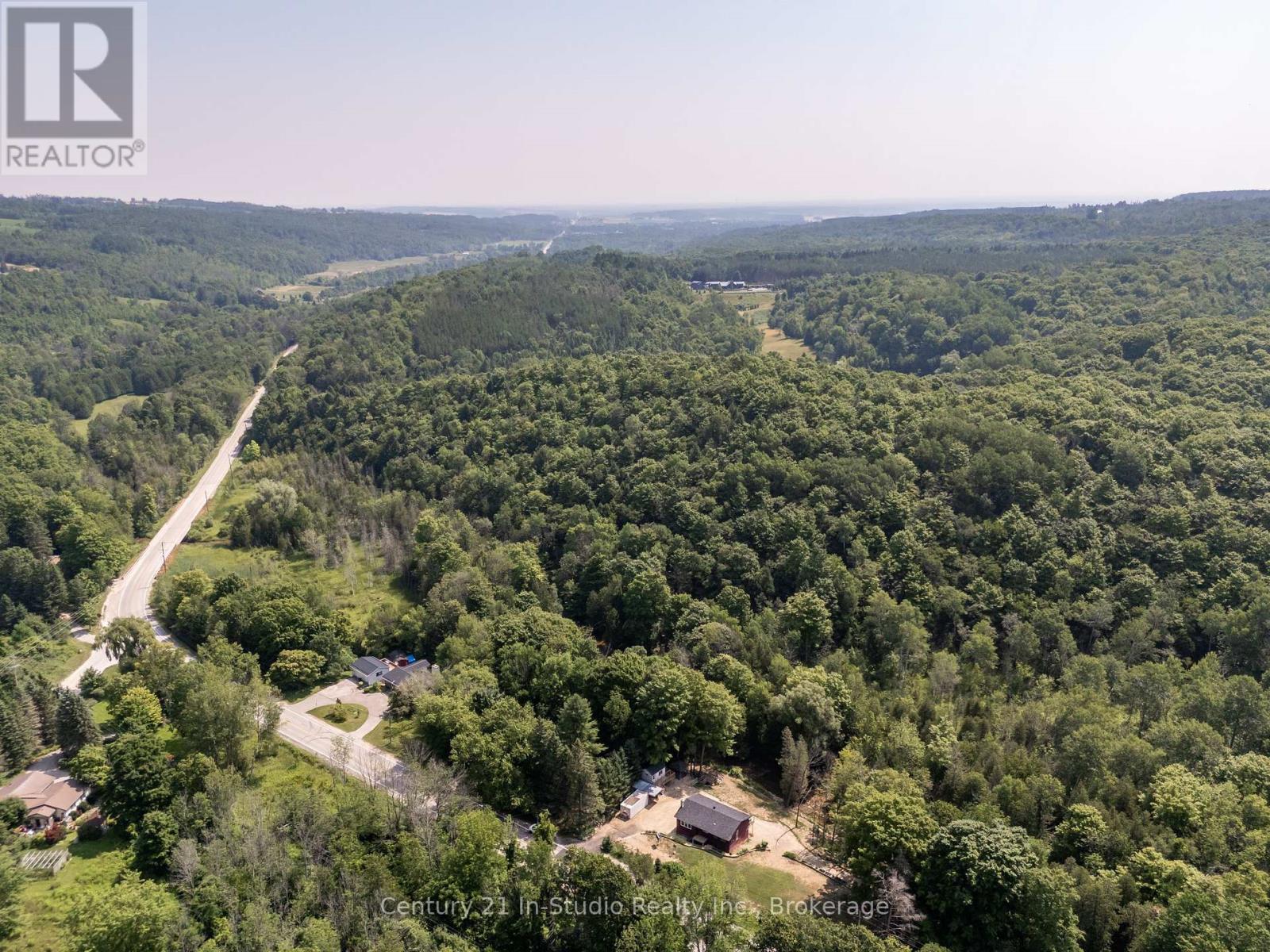 Photo 24 of 8355 County 9 Road, Clearview ON