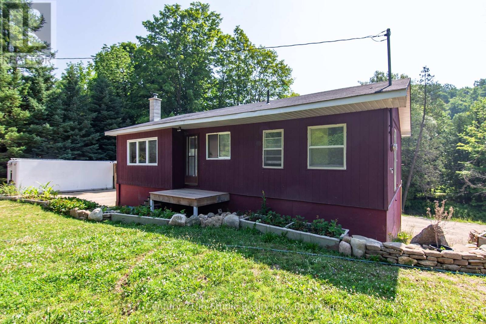 Photo 4 of 8355 County 9 Road, Clearview ON