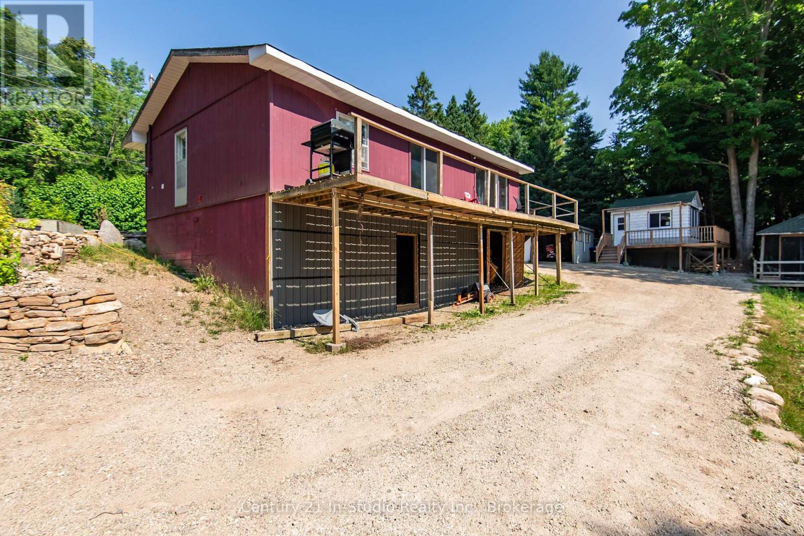 Photo 26 of 8355 County 9 Road, Clearview ON