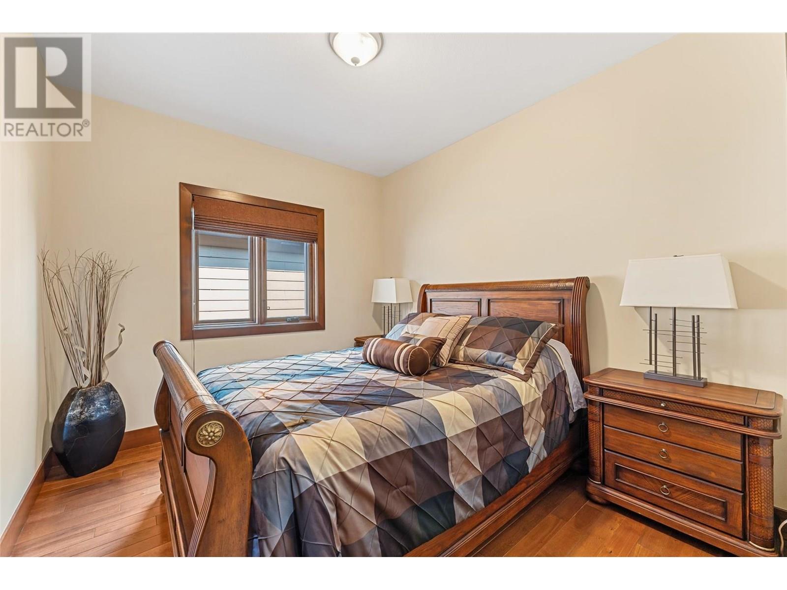 137 4450 Gordon Drive, Kelowna