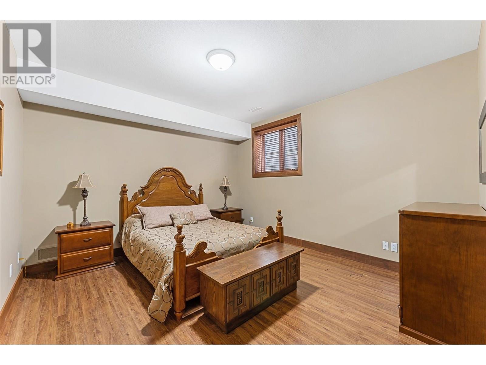 137 4450 Gordon Drive, Kelowna