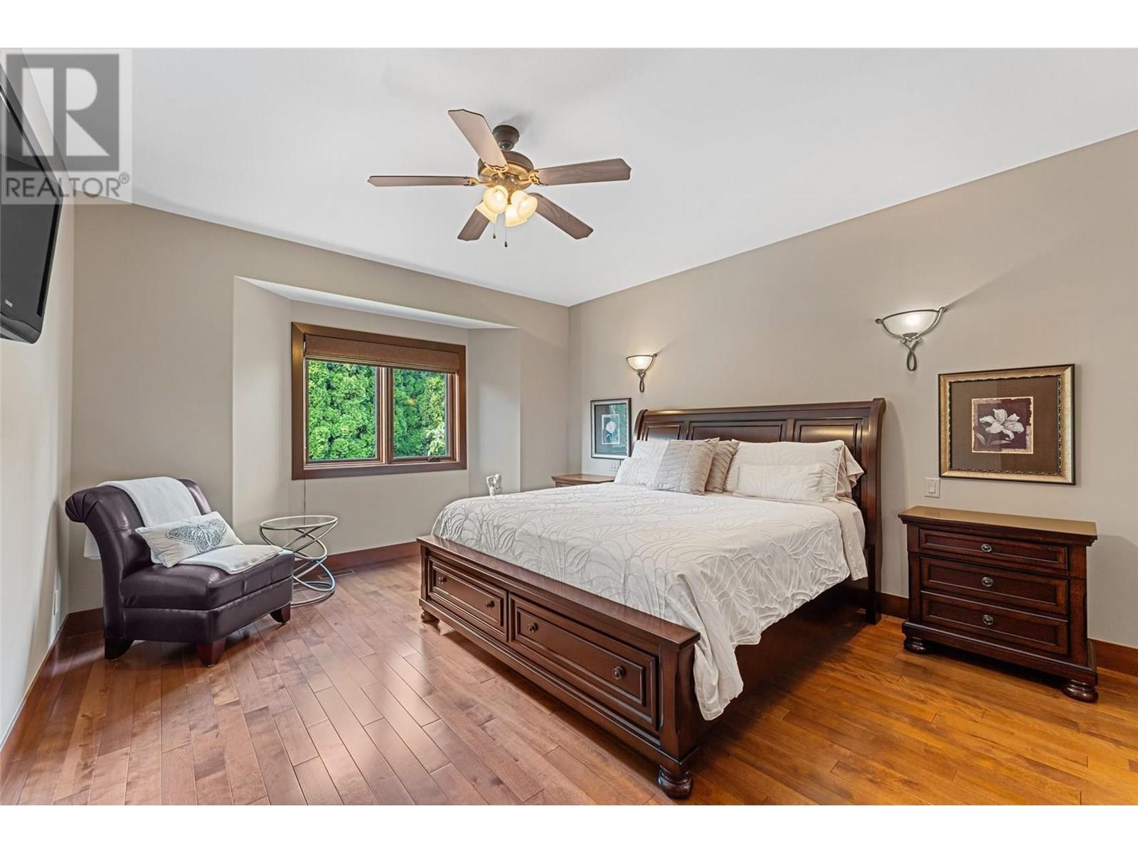 137 4450 Gordon Drive, Kelowna
