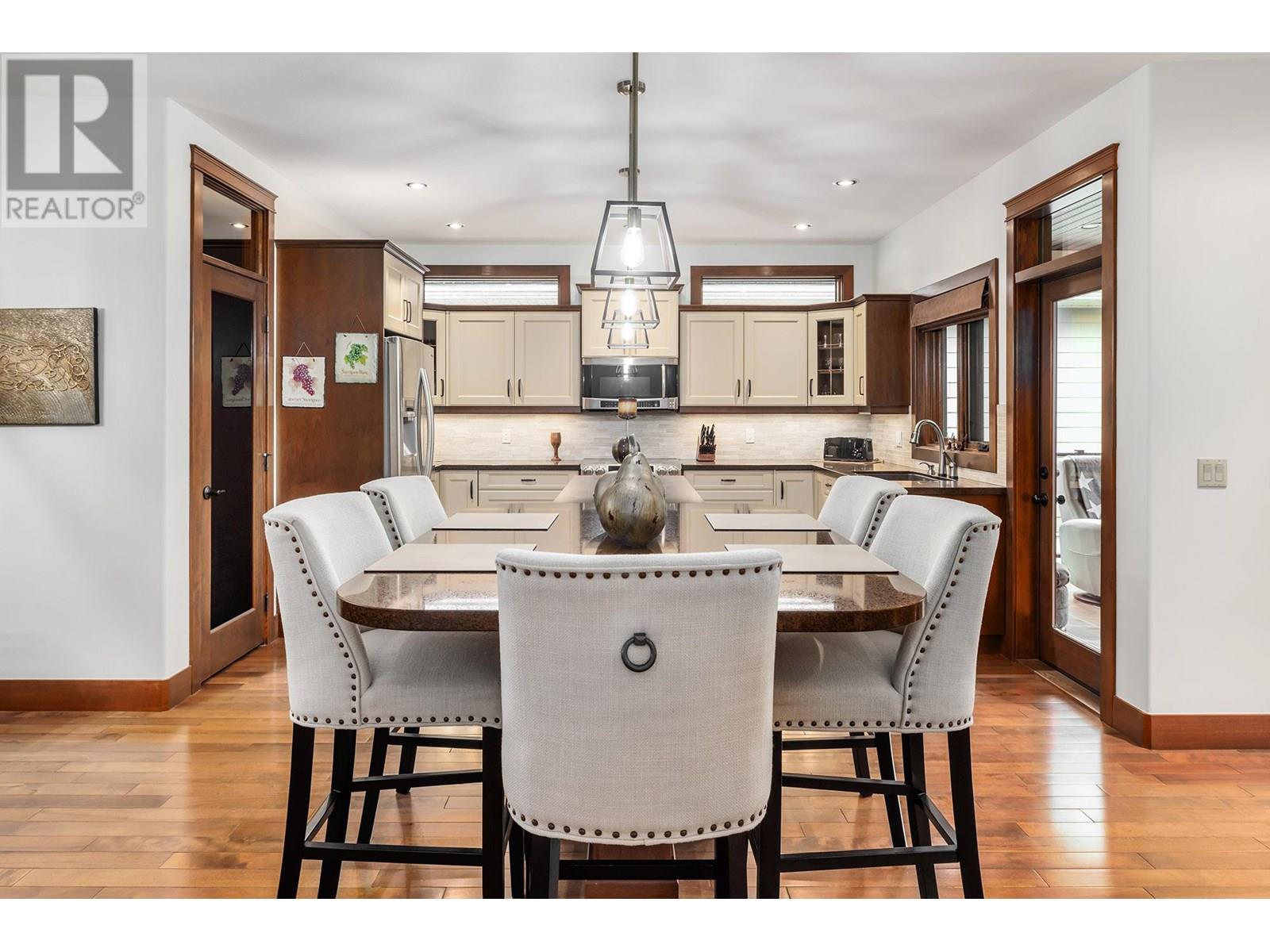 137 4450 Gordon Drive, Kelowna