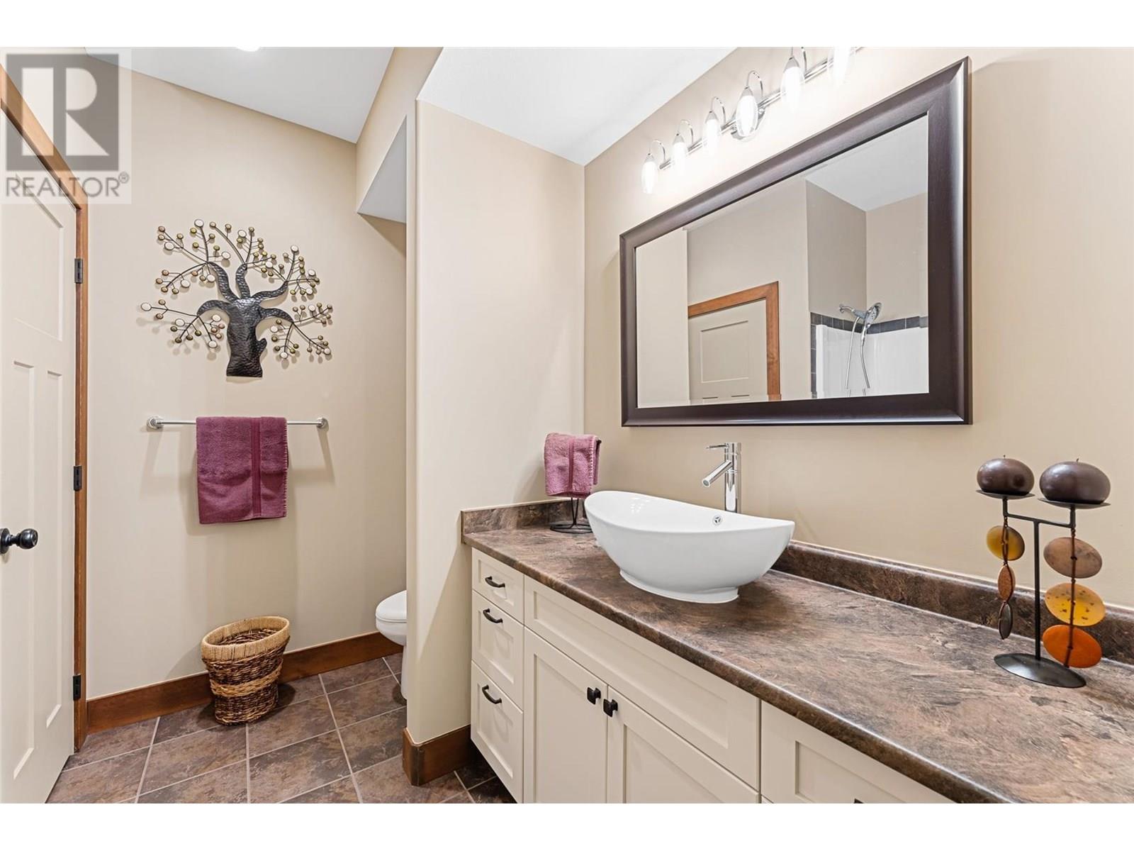 137 4450 Gordon Drive, Kelowna