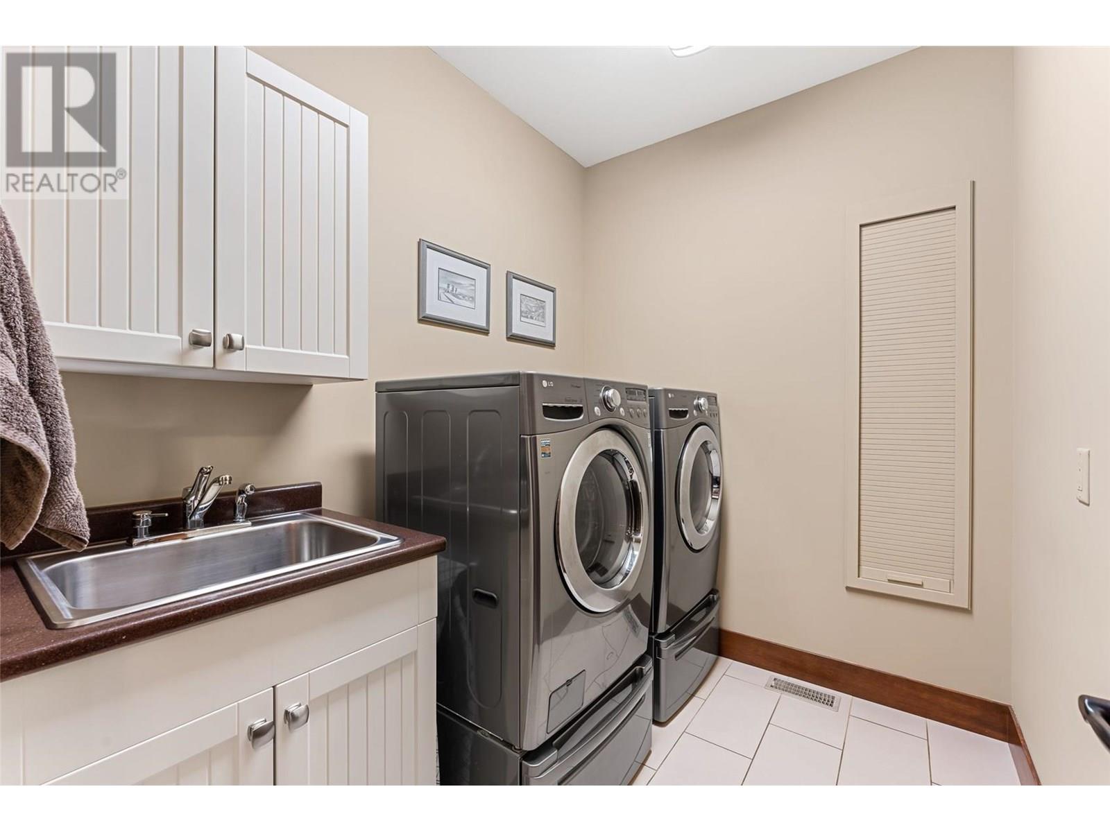 137 4450 Gordon Drive, Kelowna