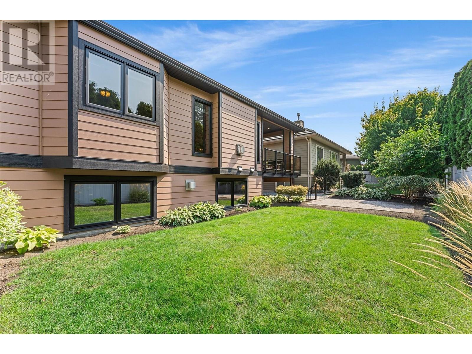 137 4450 Gordon Drive, Kelowna