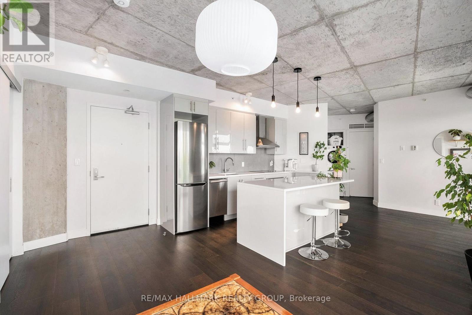 Photo 4 of 508 1000 Wellington Street W, Ottawa ON