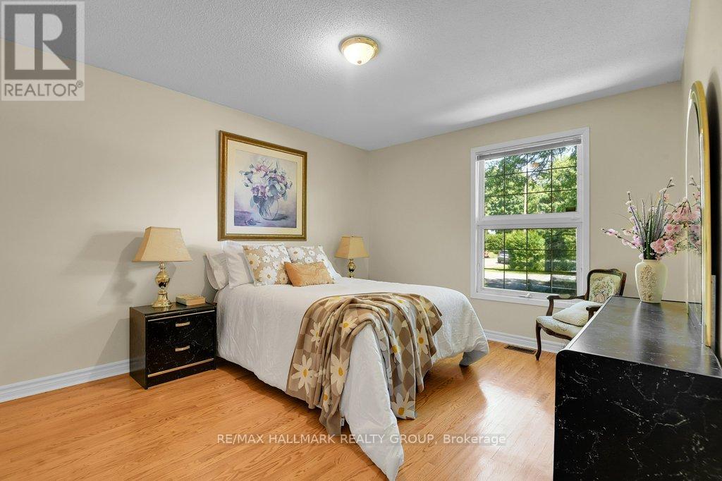 Photo 18 of 6 Westdale Avenue, Ottawa ON