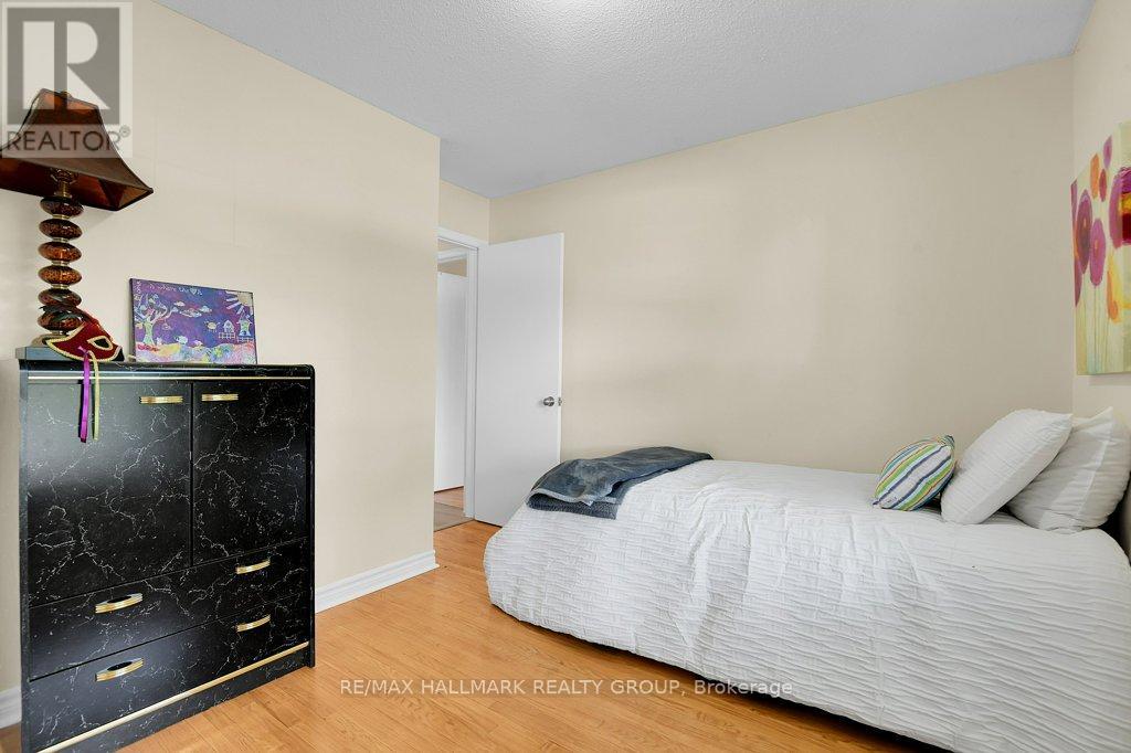 Photo 21 of 6 Westdale Avenue, Ottawa ON
