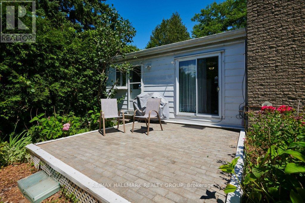 Photo 32 of 6 Westdale Avenue, Ottawa ON