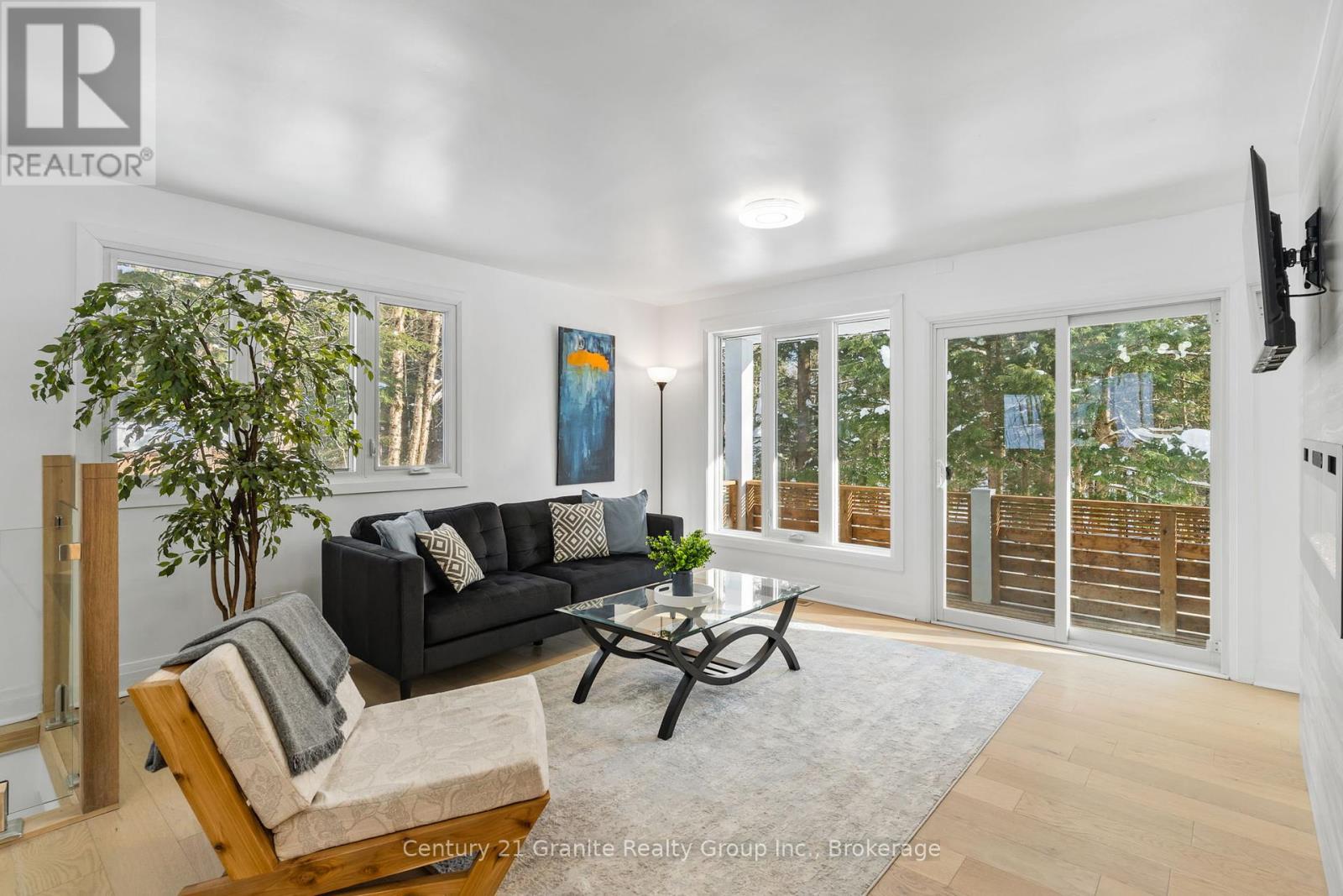 Photo 16 of 7032 County Road 121, Minden Hills ON