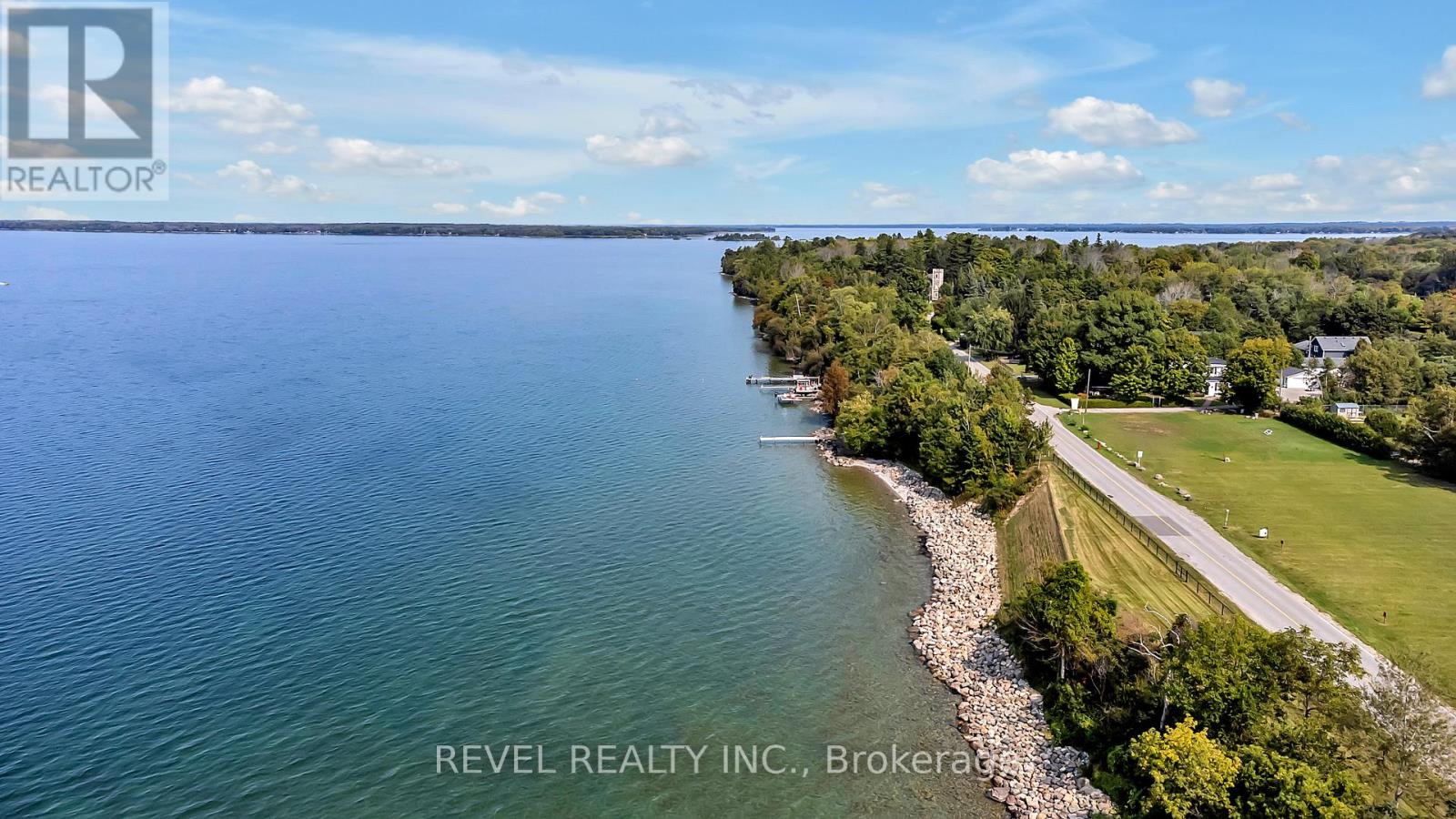 Photo 31 of 351 Hedge Road, Georgina ON