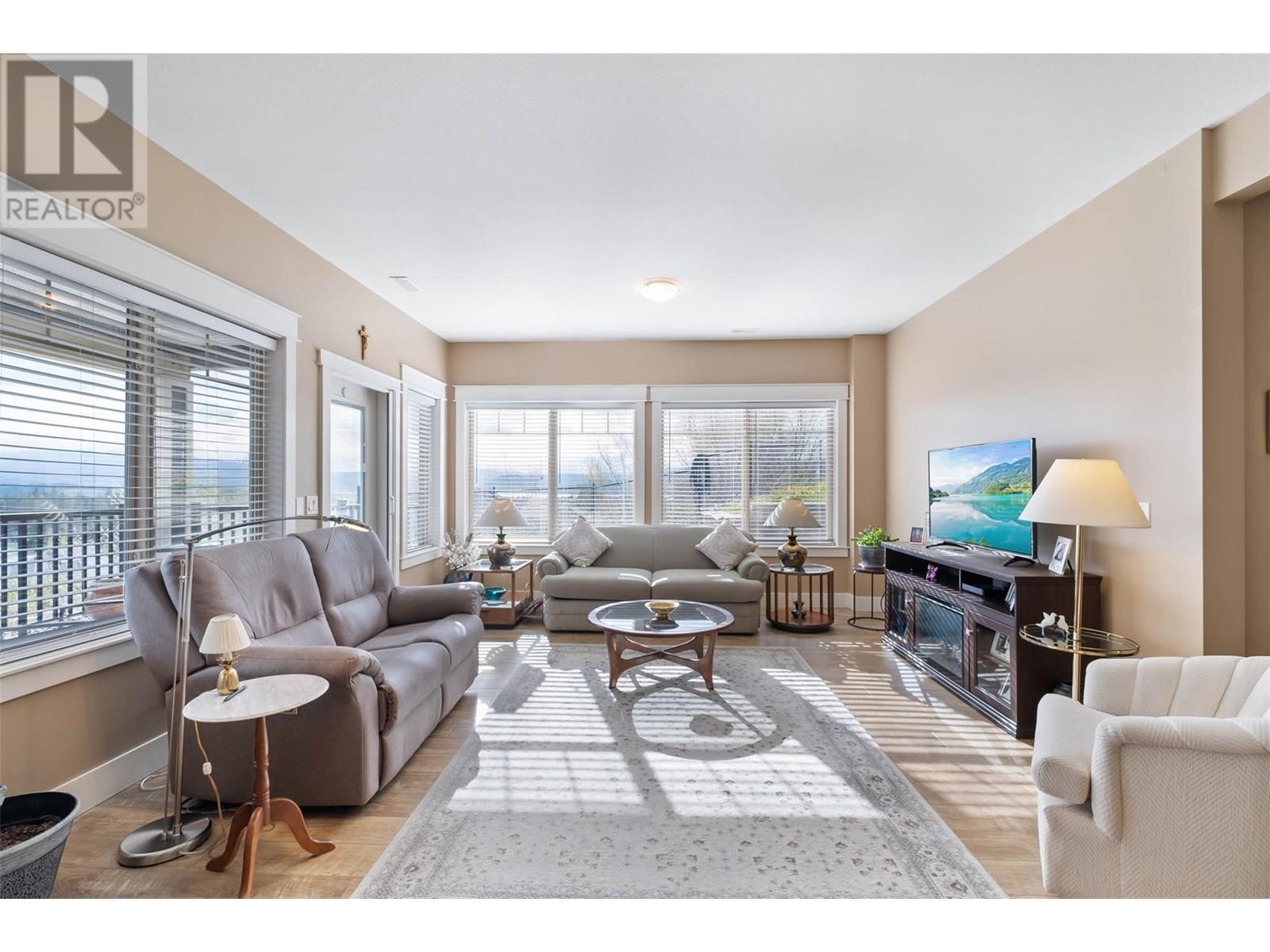 Photo 31 of 1297 Tanemura Crescent, Kelowna BC