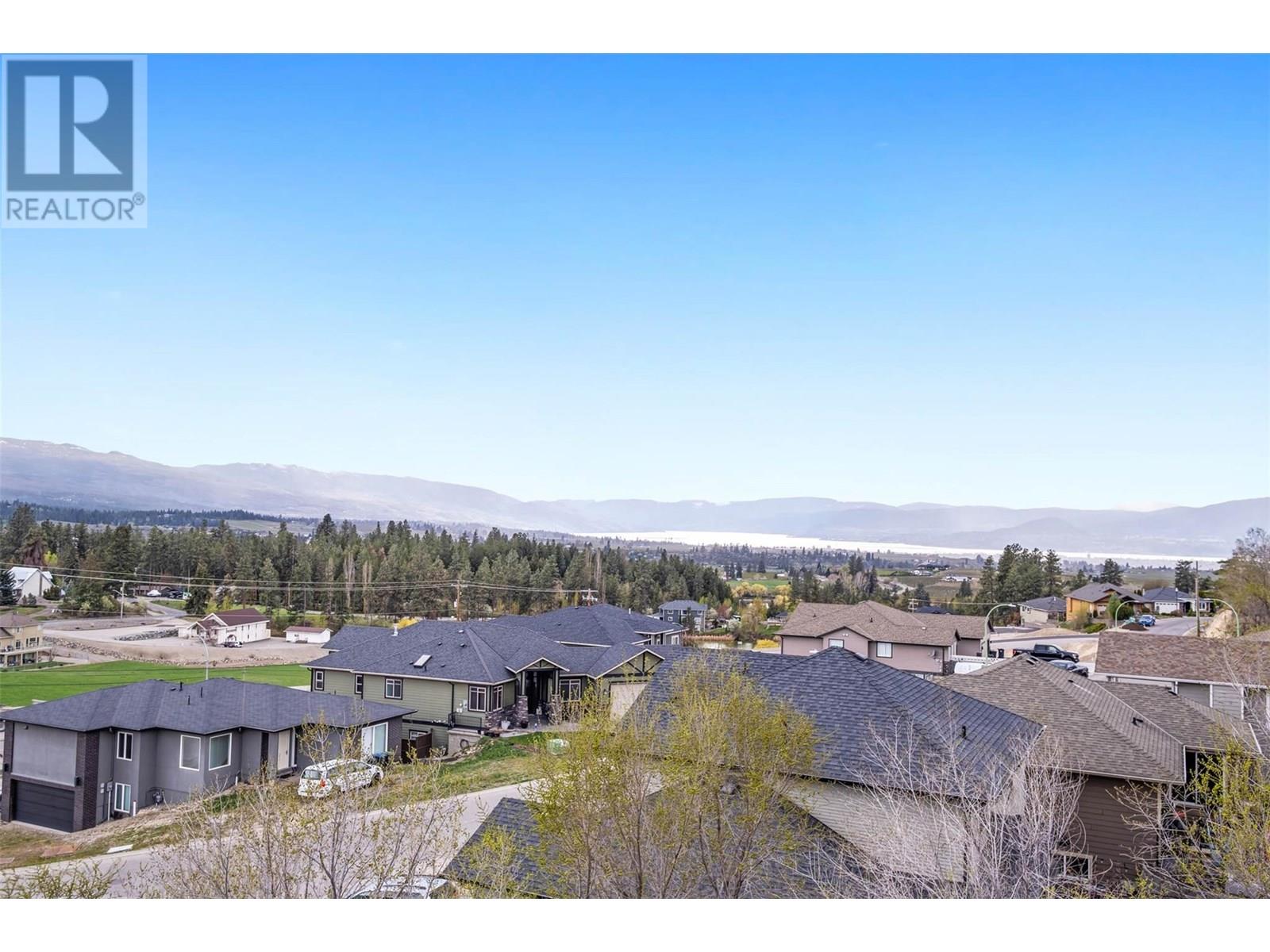 Photo 8 of 1297 Tanemura Crescent, Kelowna BC