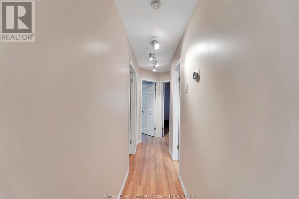 Photo 11 of 9759 Melville Drive, Windsor ON