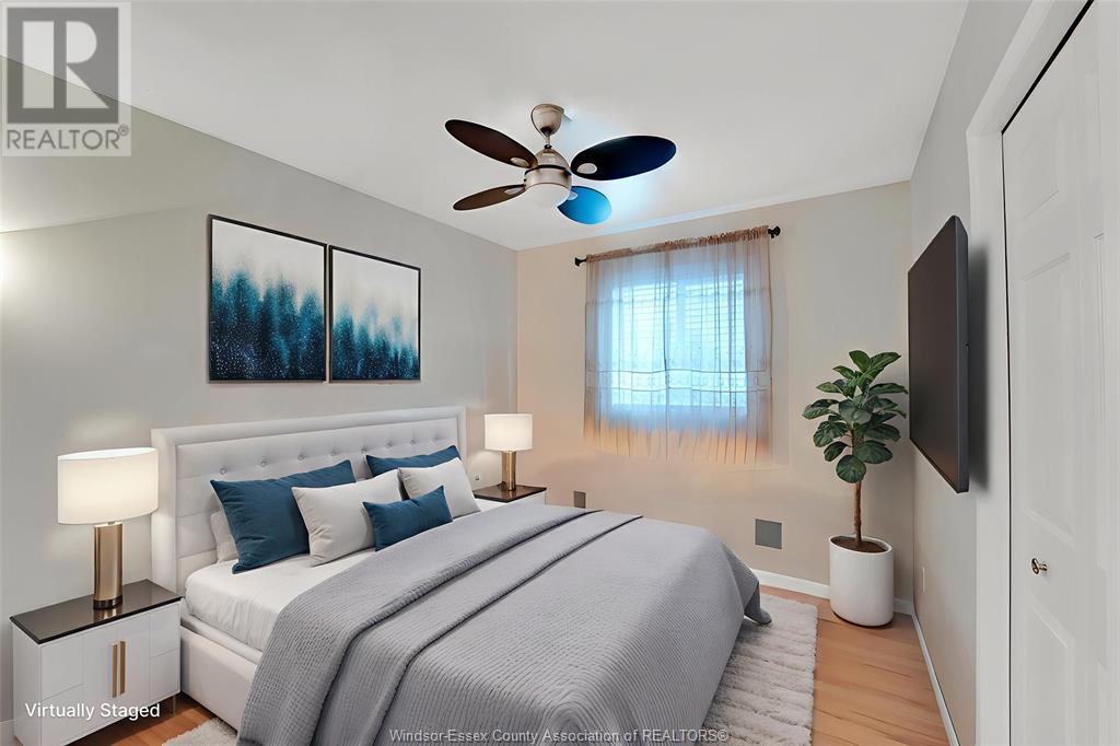Photo 13 of 9759 Melville Drive, Windsor ON