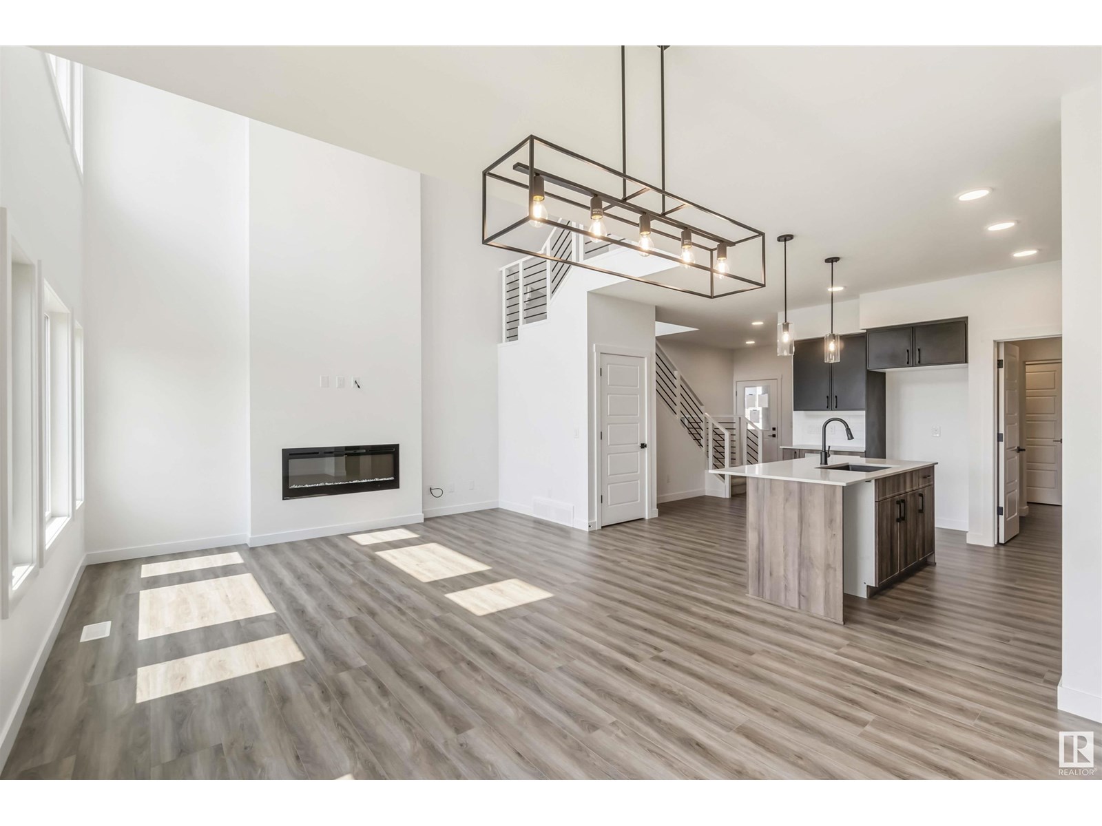 Photo 9 of 19 Springbrook Wd, Spruce Grove AB