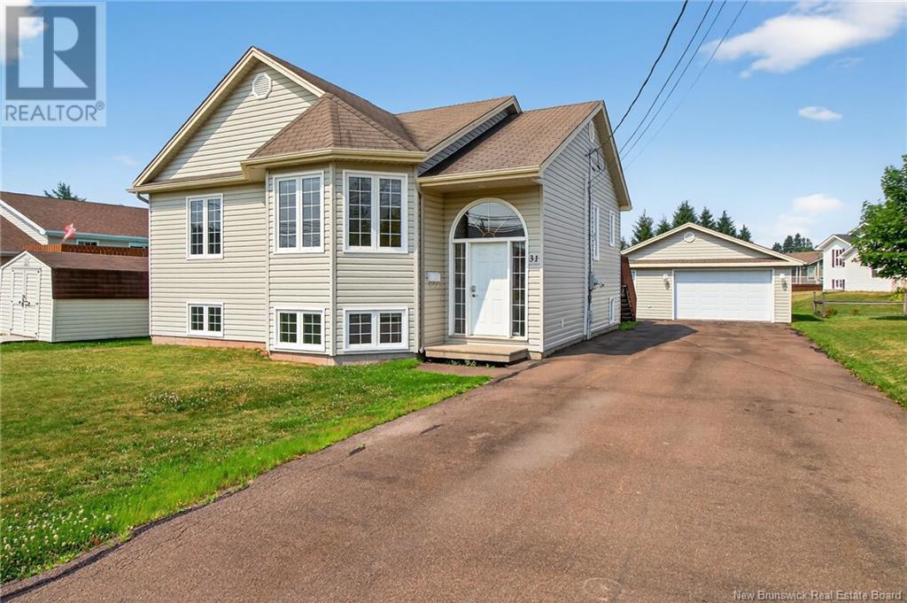 Photo 2 of 31 Vautour Street, Dieppe NB