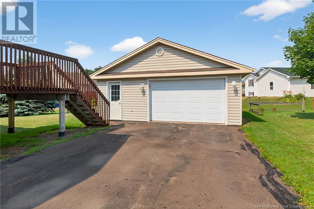 Photo 8 of 31 Vautour Street, Dieppe NB