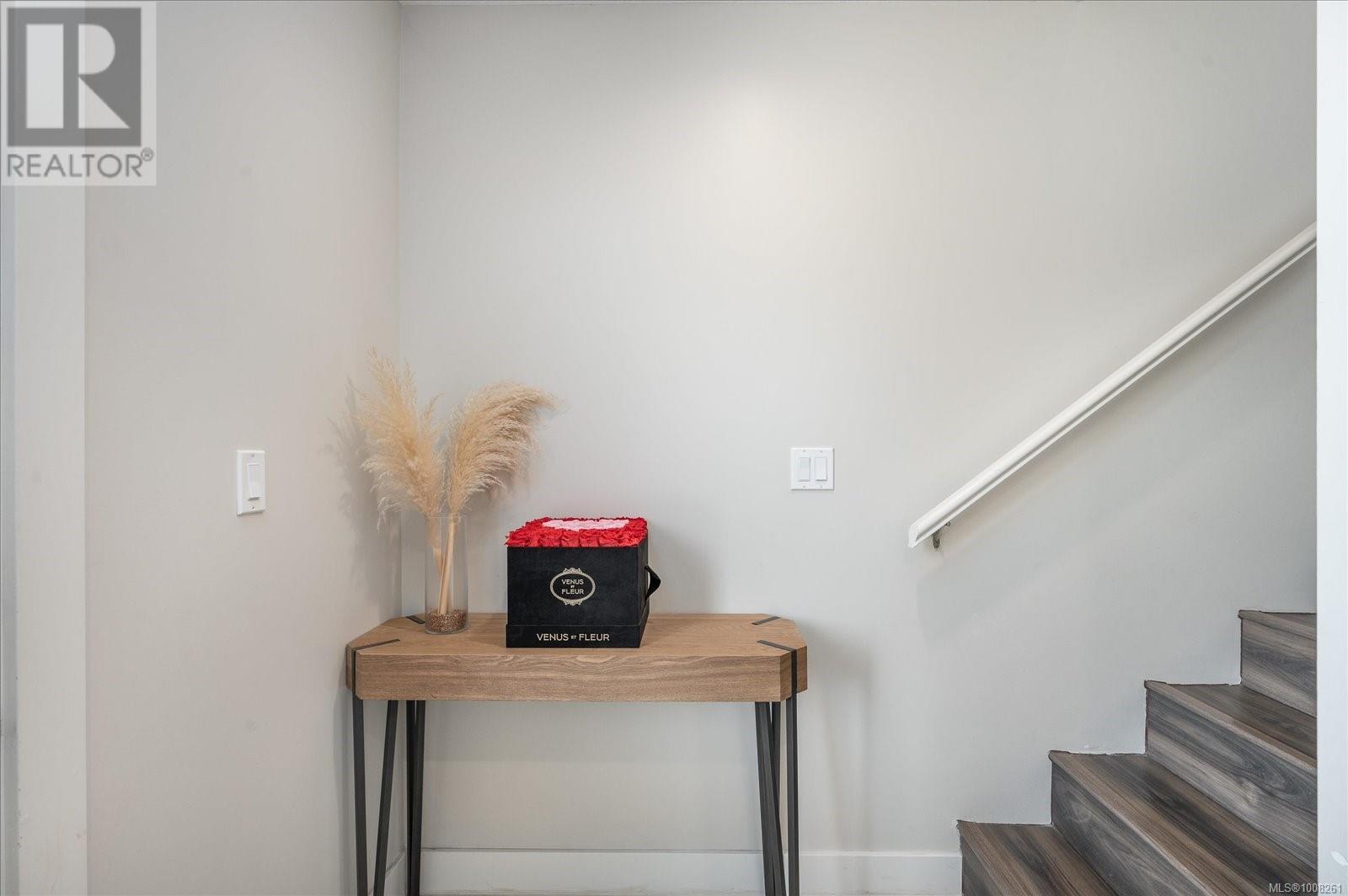 Photo 13 of 148 Victoria Rd, Nanaimo BC