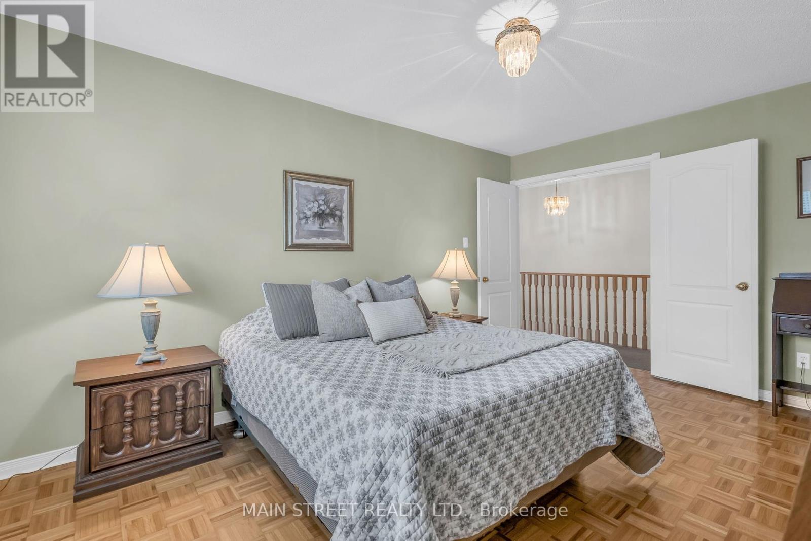 Photo 2 of 69 Brecken Drive, Georgina ON