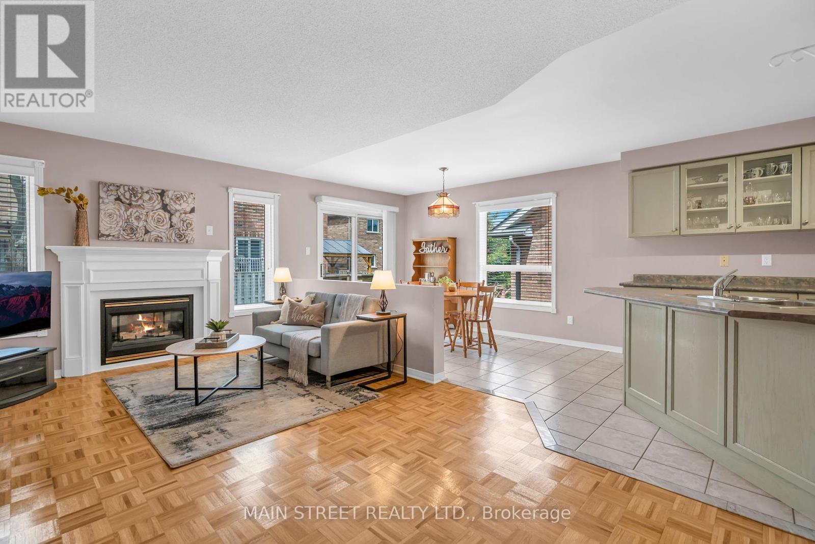 Photo 5 of 69 Brecken Drive, Georgina ON