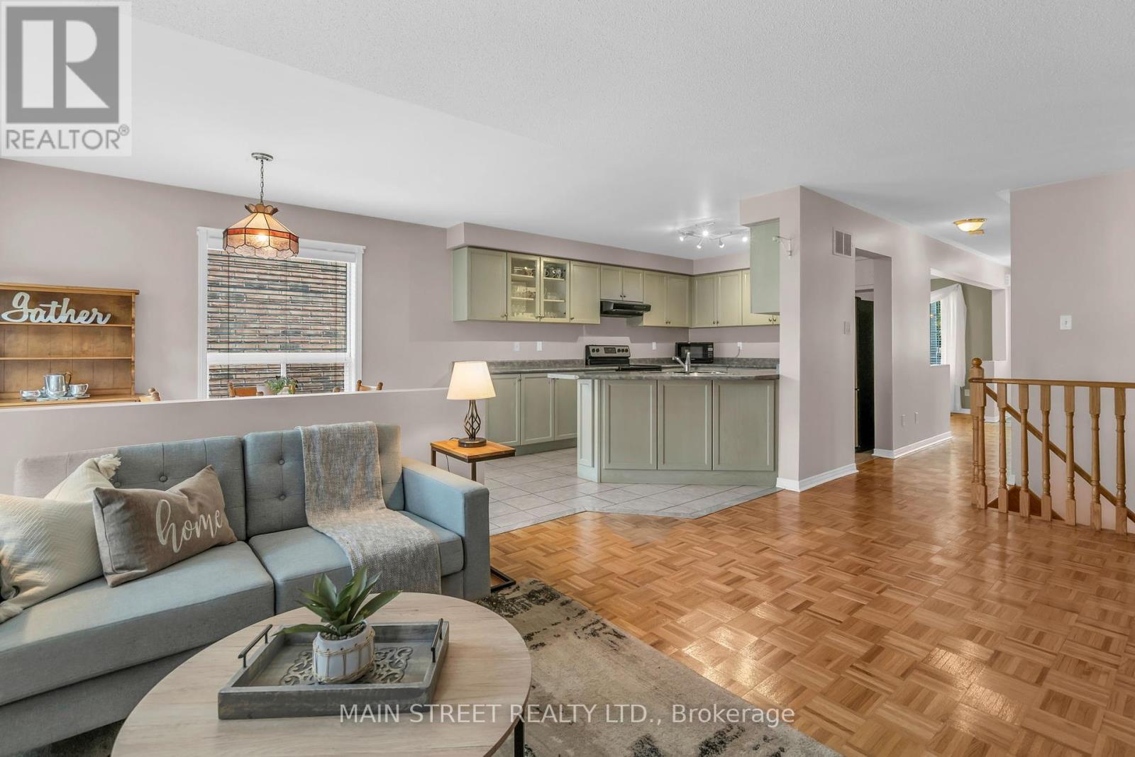Photo 7 of 69 Brecken Drive, Georgina ON