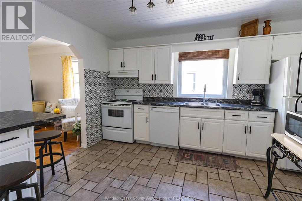 Photo 10 of 2426 Francois Road, Windsor ON