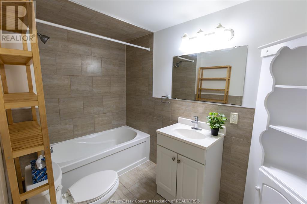 Photo 23 of 2426 Francois Road, Windsor ON