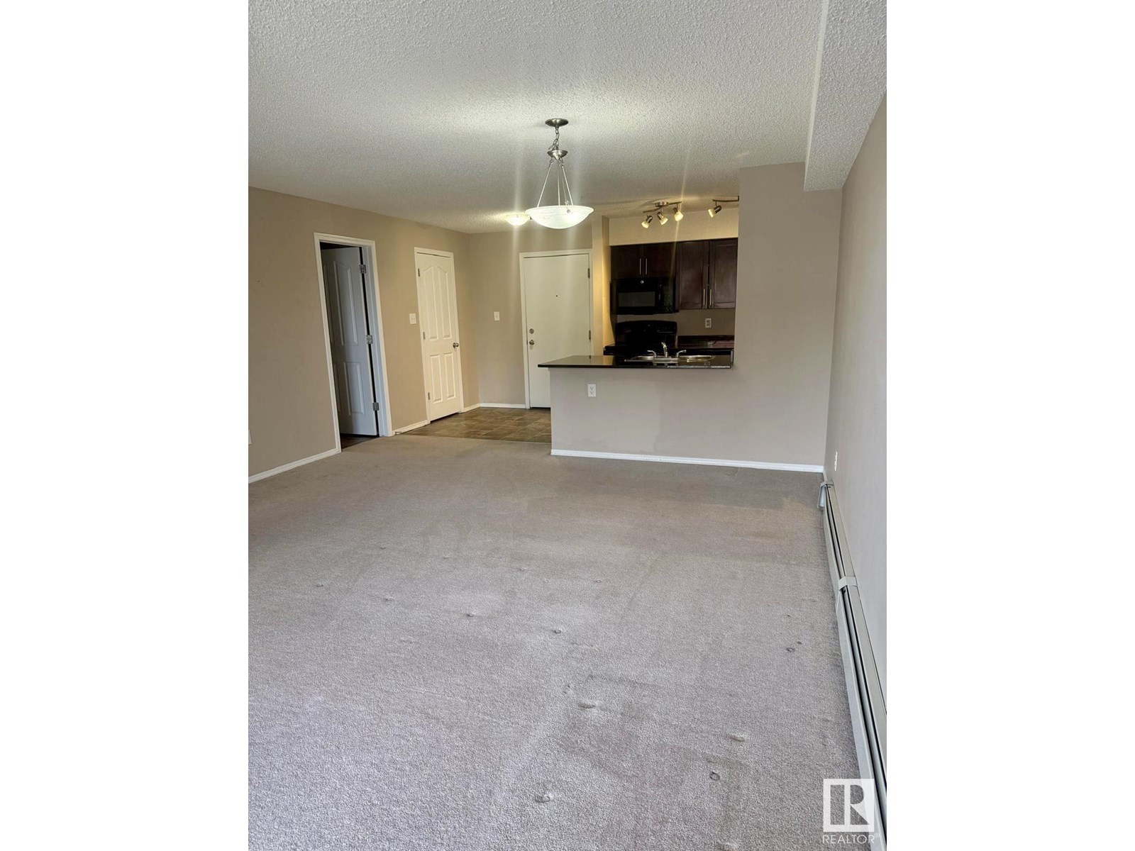 Photo 8 of 303 1060 Mcconachie Bv Nw, Edmonton AB