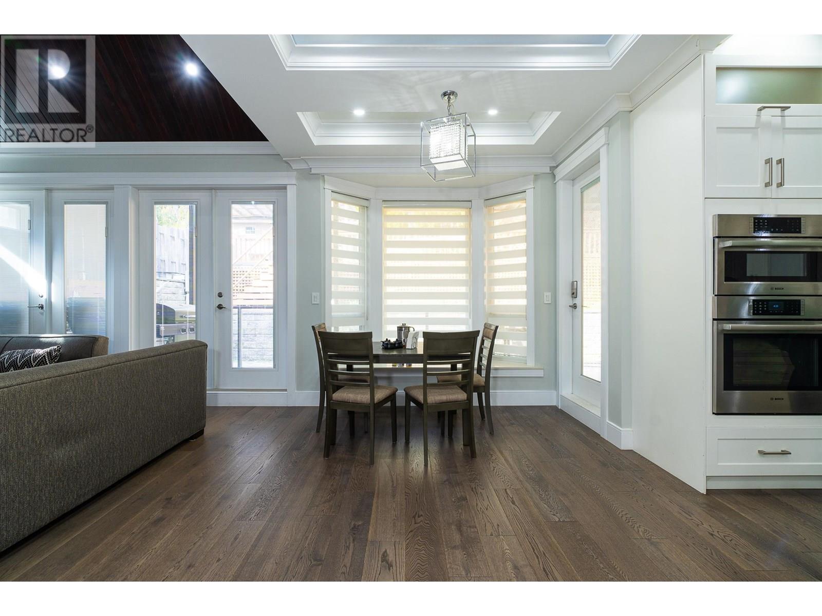 Photo 6 of 5029 Marine Drive, Burnaby BC