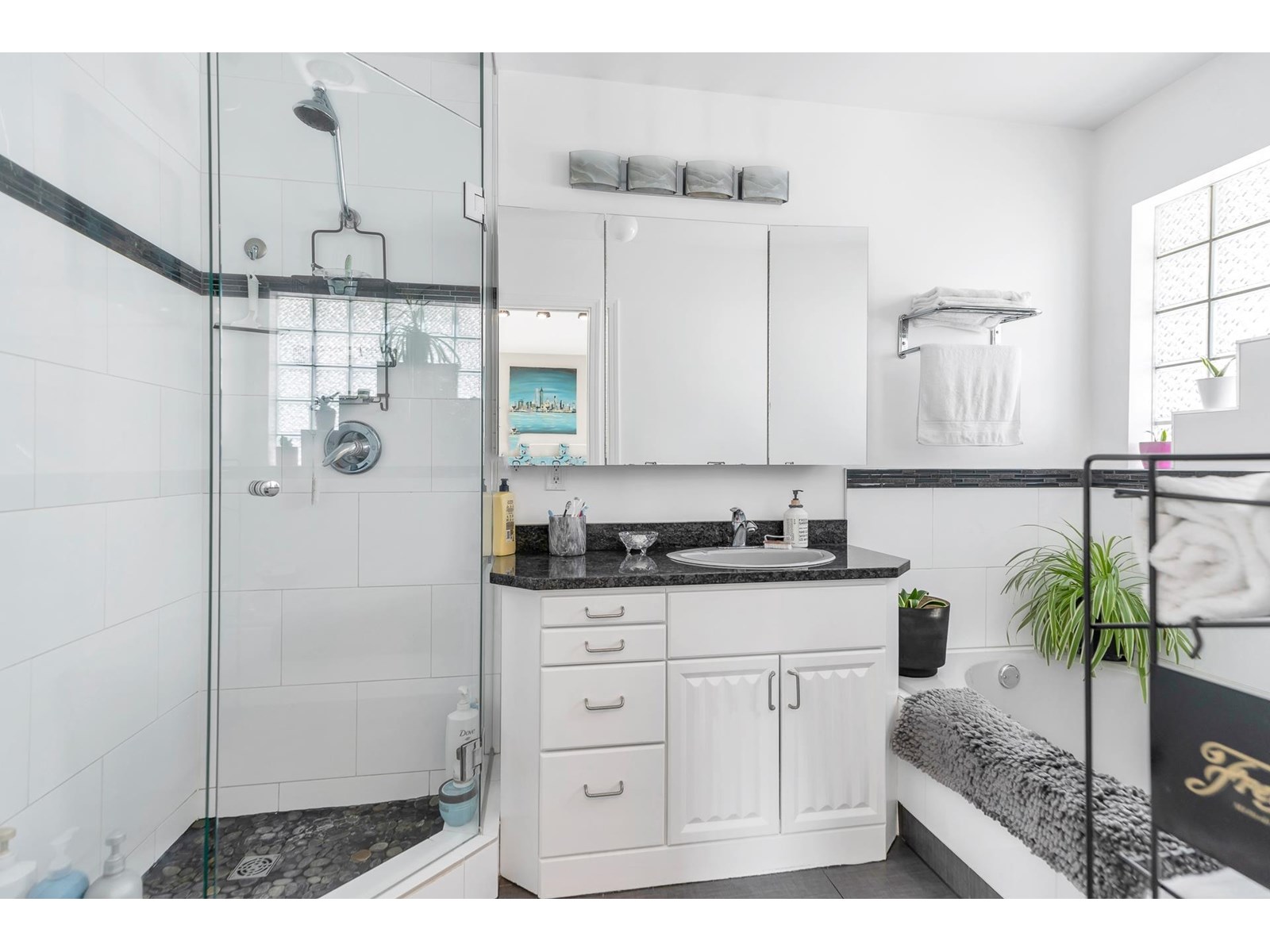 Photo 12 of 7549 149 A Street, Surrey BC