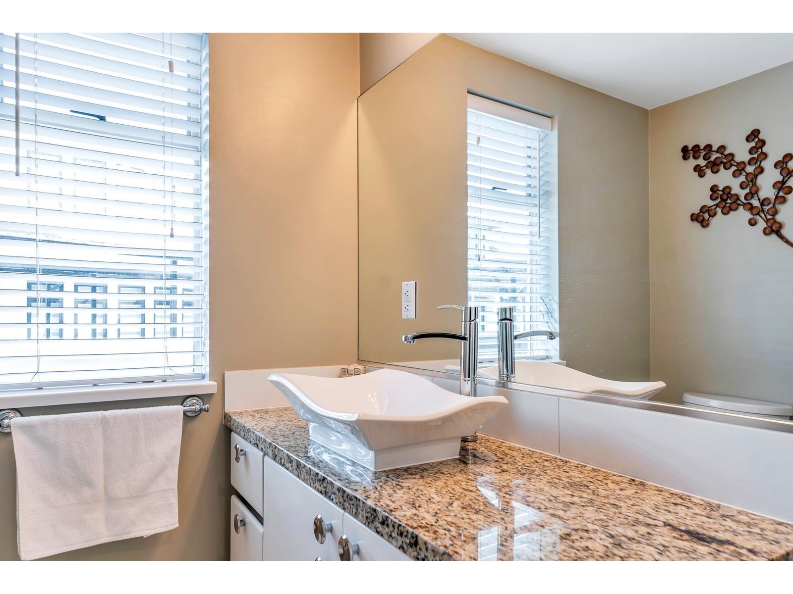 Photo 31 of 7549 149 A Street, Surrey BC