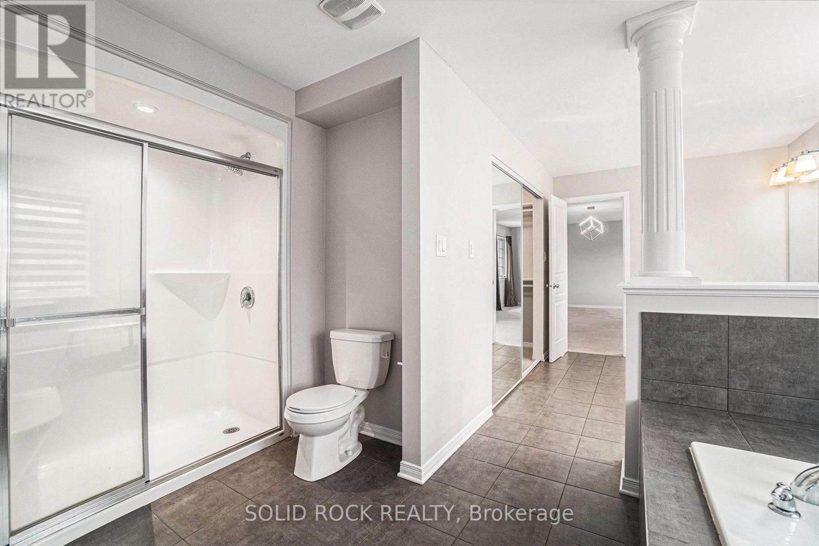 Photo 1 of 173 Culloden Crescent, Ottawa ON