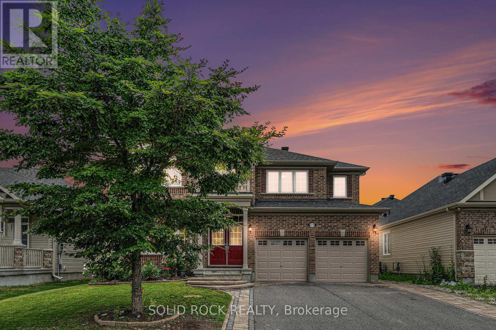 Photo 10 of 173 Culloden Crescent, Ottawa ON