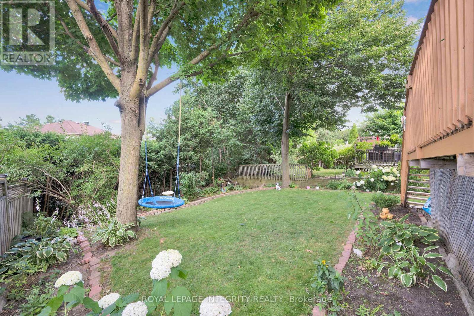 Photo 4 of 223 Mcgibbon Drive, Ottawa ON