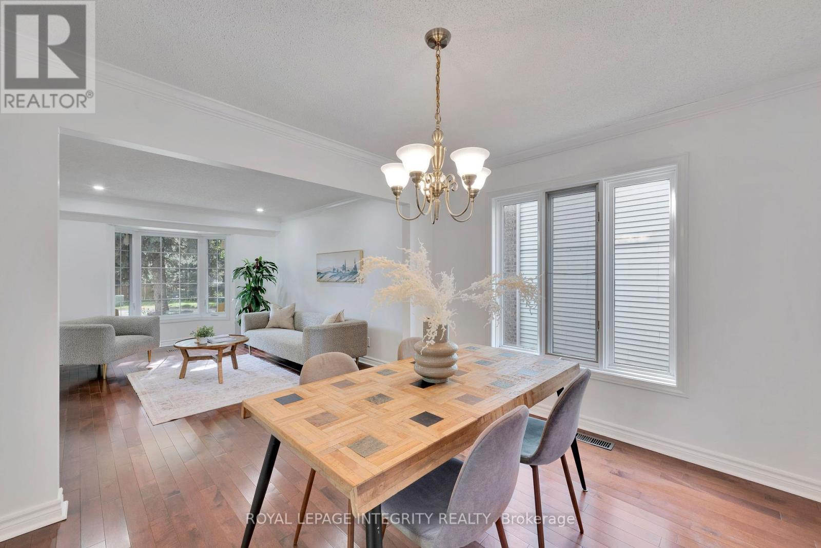 Photo 24 of 223 Mcgibbon Drive, Ottawa ON