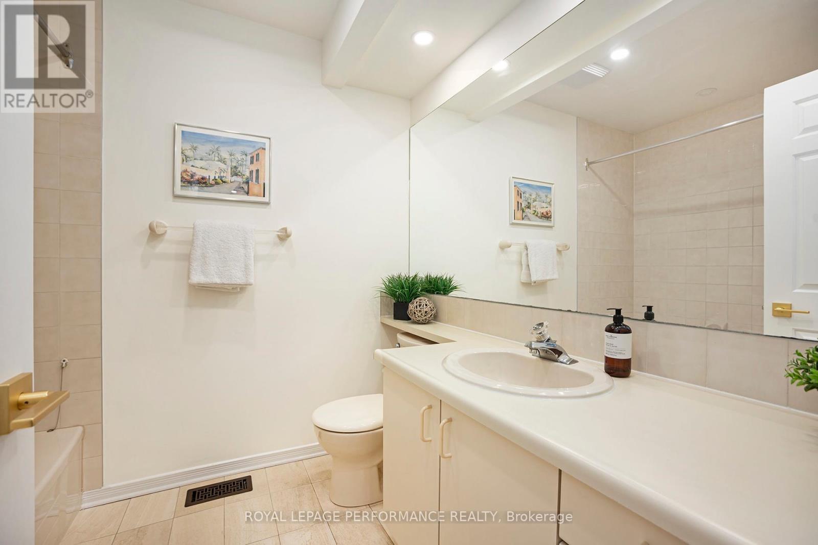 Photo 12 of 81 Waterford Drive, Ottawa ON