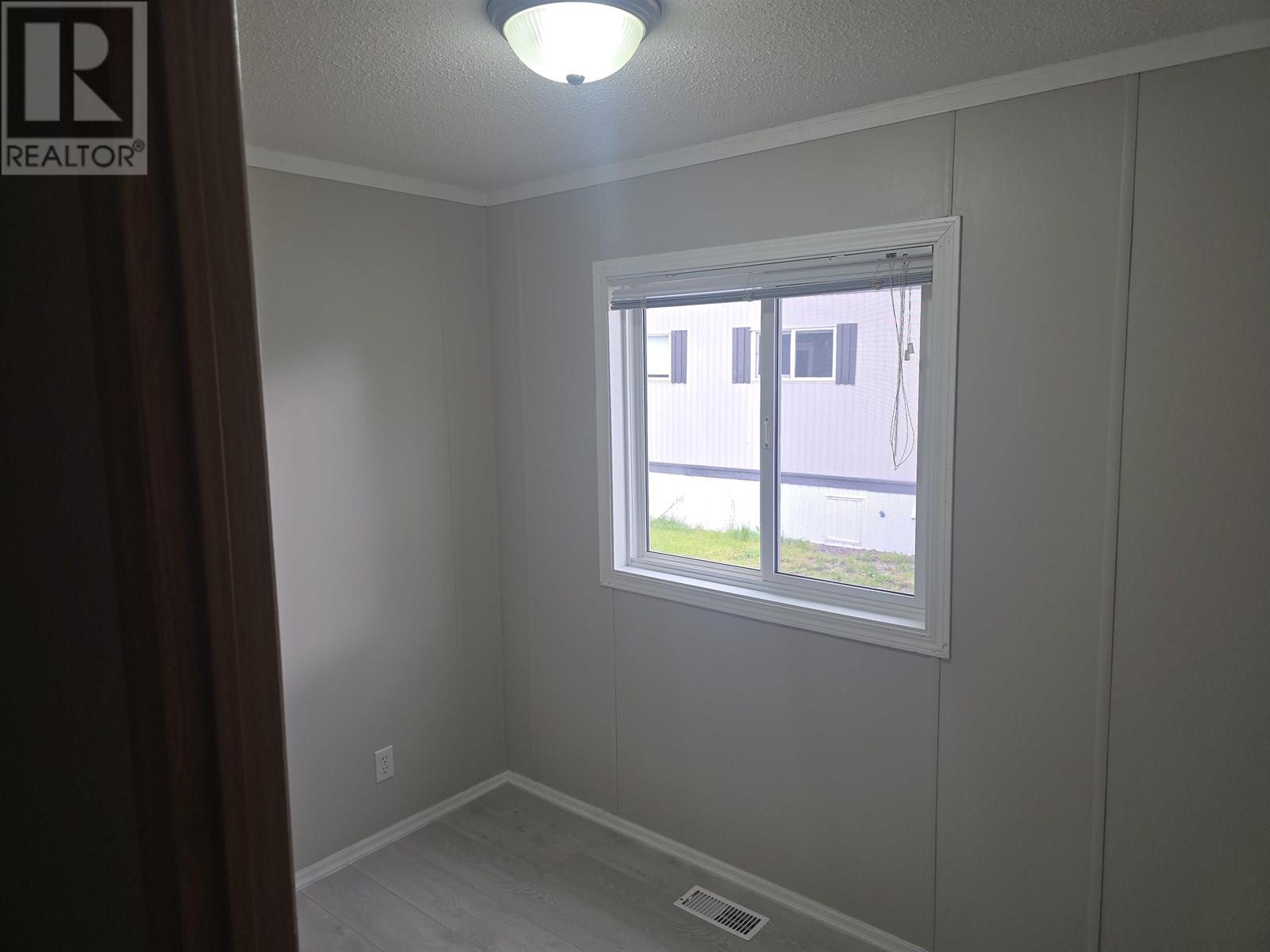 Photo 11 of 18 7170 Hart Highway, Prince George BC